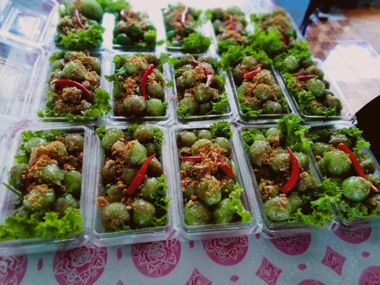 title - สำนักงานการปกิรูปที่ดินจังหวัดอำนาจเจริญ จัดฝึกอบรมโครงการดำเนินงานอันเนื่องมาจากพระราชดำริ ฯ หลักสูตรการทำขนมไทย